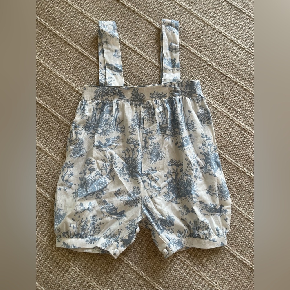 Like New Annafie London Kids Blue & White Toile Suspender Shorts & Shirt Sz 12M